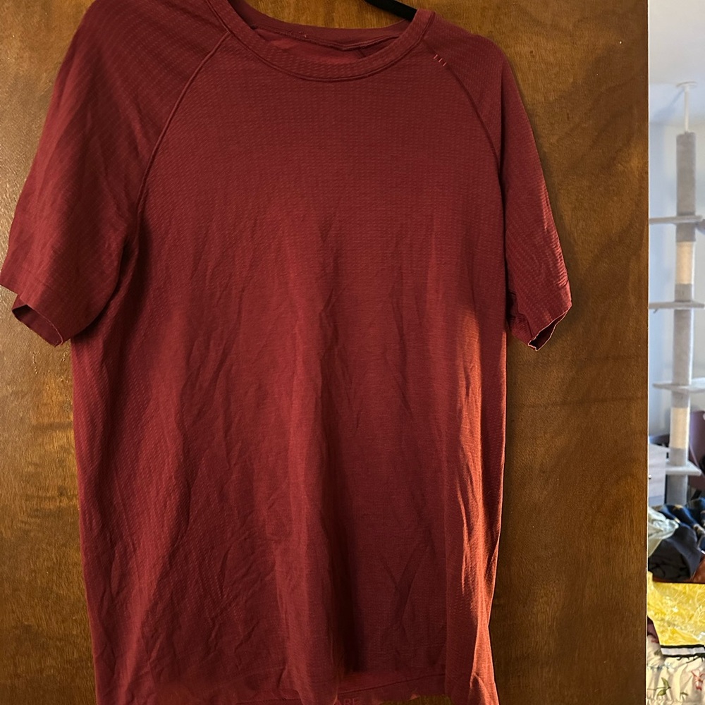 Lululemon Athletica Orange Short Sleeve Tee